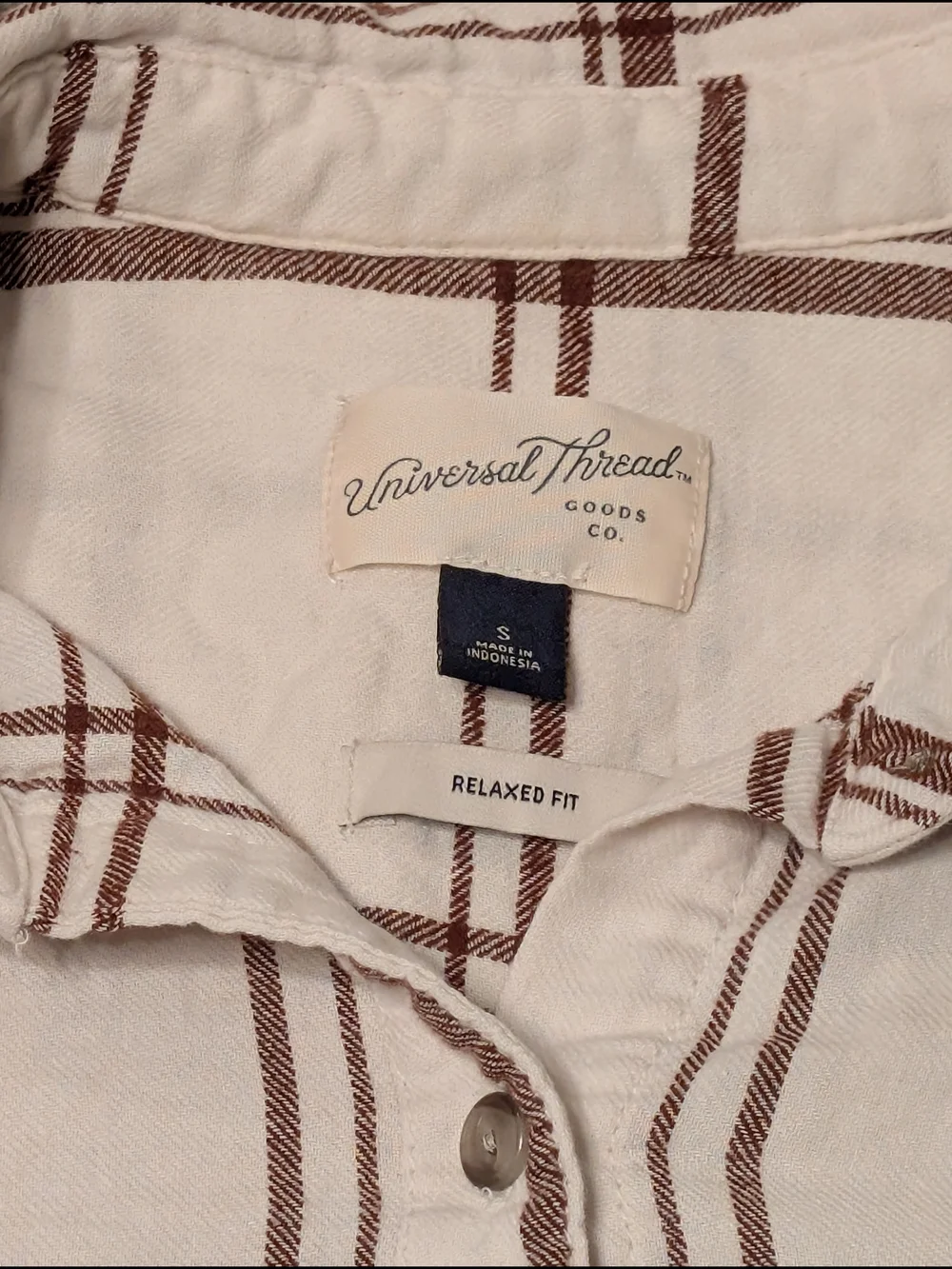 SALE -+ 100% Cotton Relaxed Fit Universal Thread Plaid Button Down SmalL - Picture 3 of 8